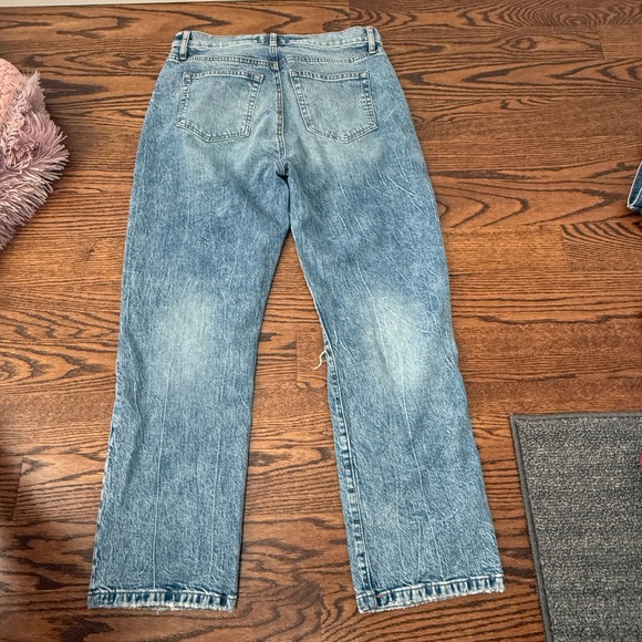 Ann Taylor LOFT High Waist Straight Crop Denim Jeans size 27 4 Distressed Light - Picture 2 of 6